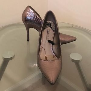 SAM & LIBBY BRONZE METALLIC HEELS